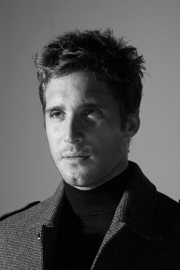 Next photo of Diego Boneta